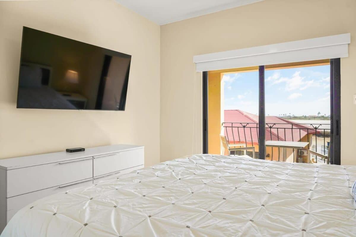 Wonder Apartment In Gold Coast With Private Pool Palm Beach ภายนอก รูปภาพ