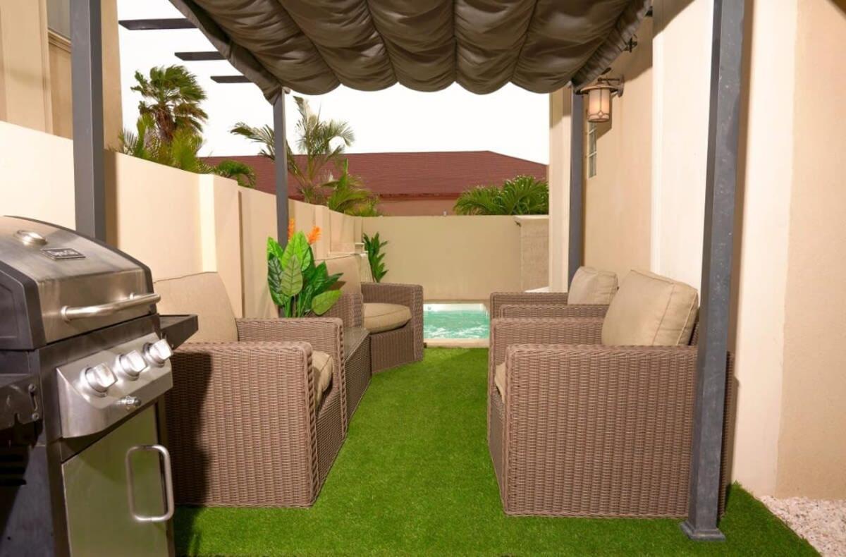 Wonder Apartment In Gold Coast With Private Pool Palm Beach ภายนอก รูปภาพ