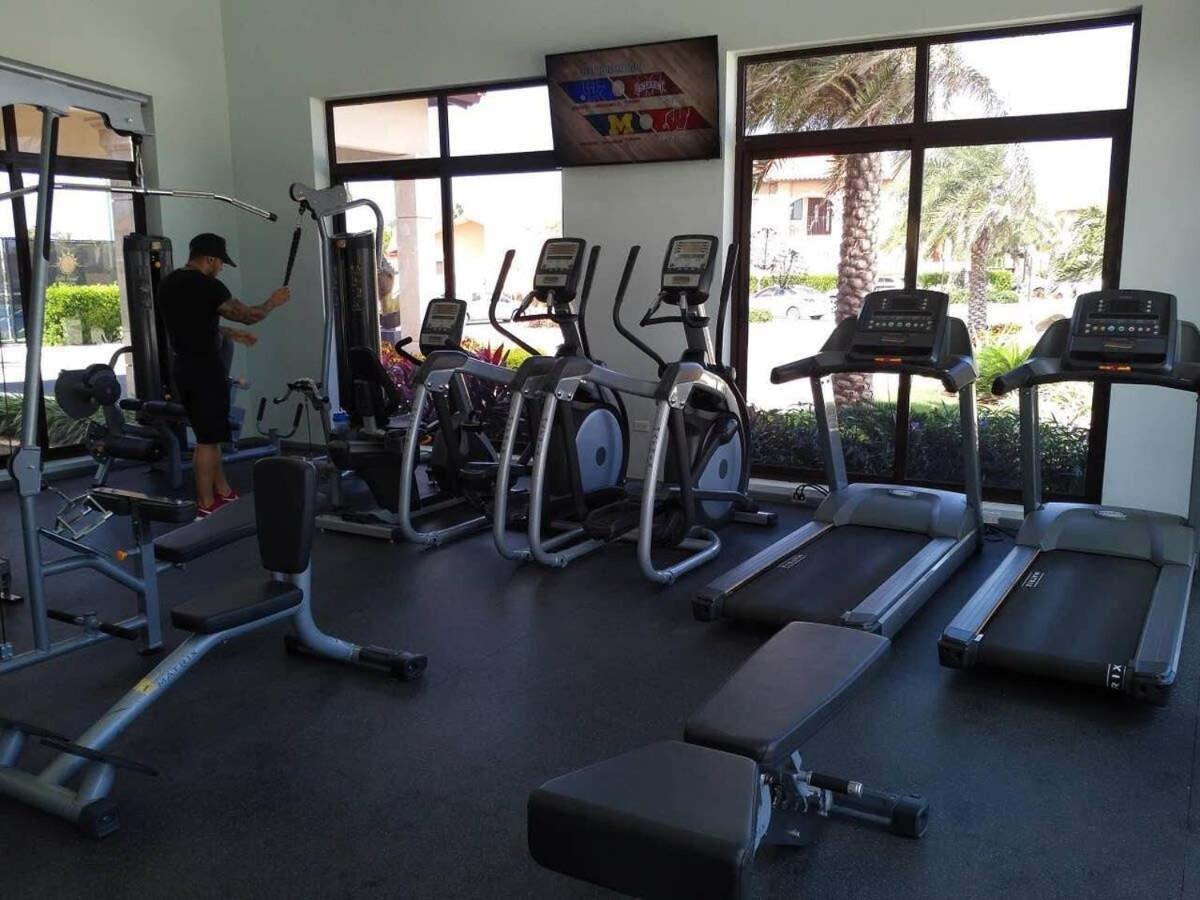 Wonder Apartment In Gold Coast With Private Pool Palm Beach ภายนอก รูปภาพ
